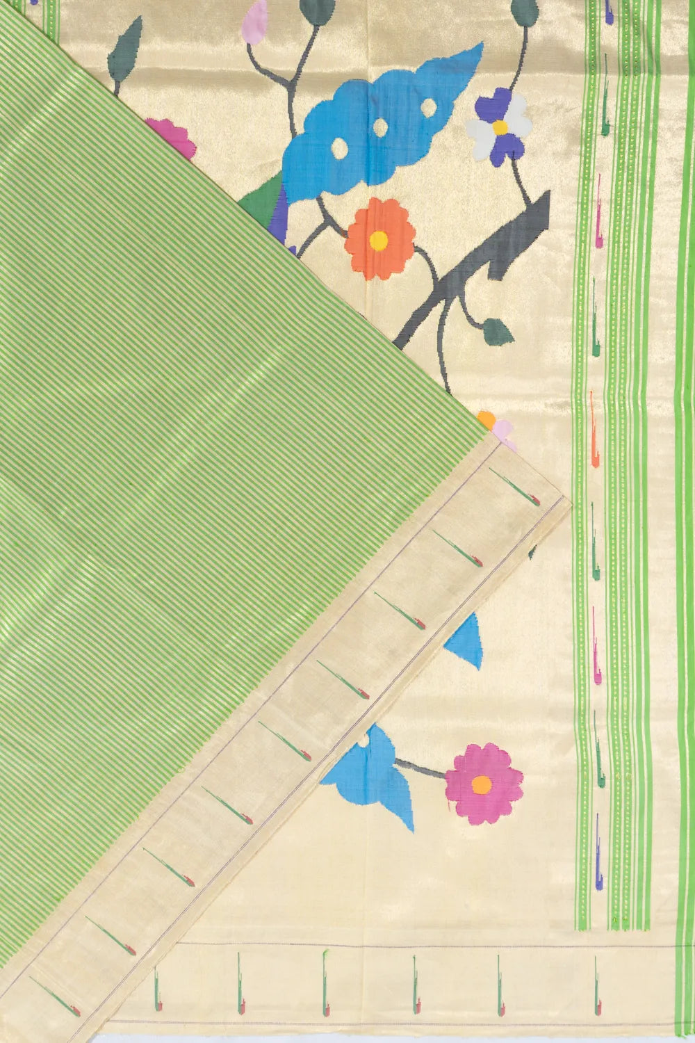 Paithani Silk Vertical Lines Pastel Green Saree With Single Muniya Border