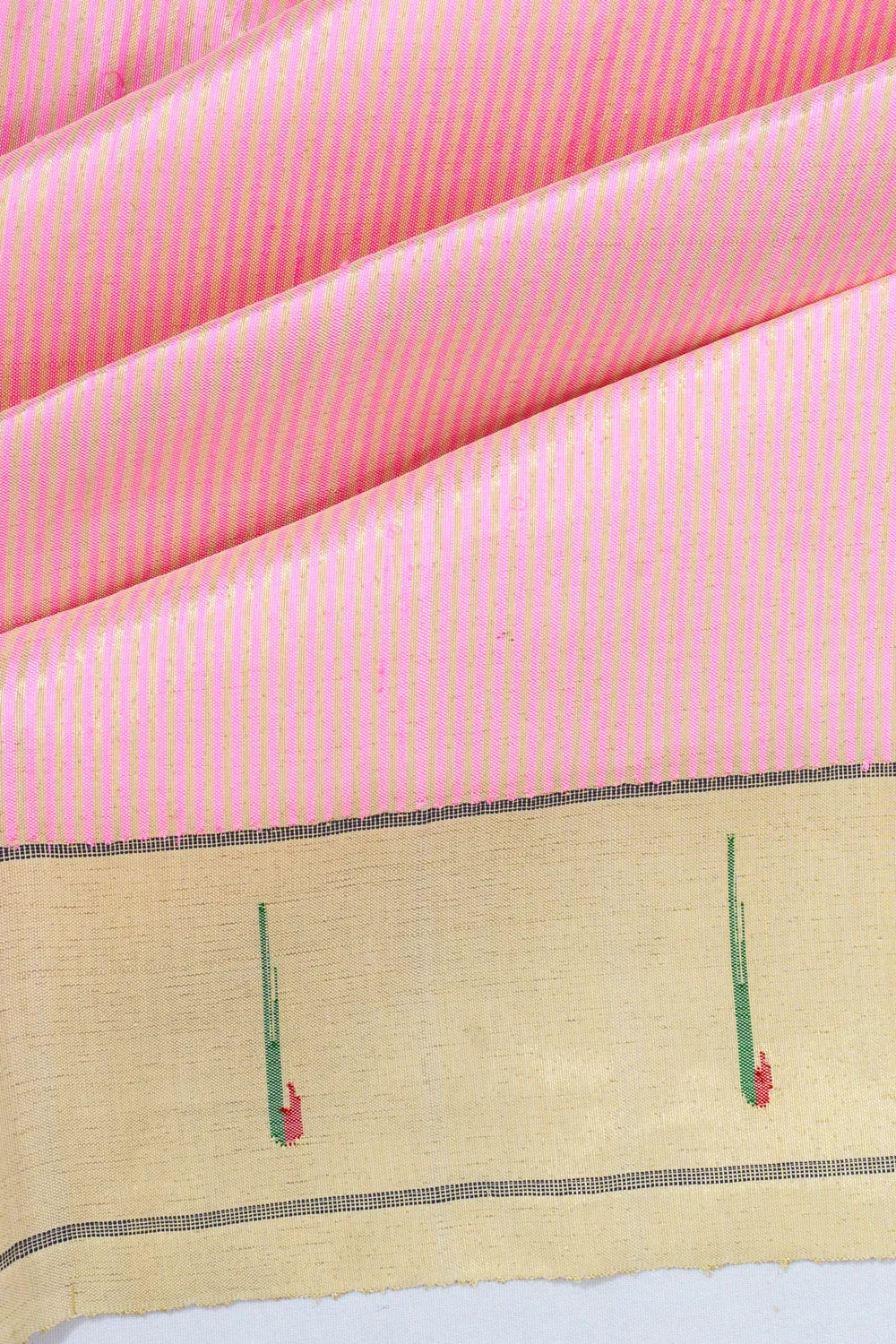 Paithani Silk Vertical Lines Baby Pink Saree With Single Muniya Border