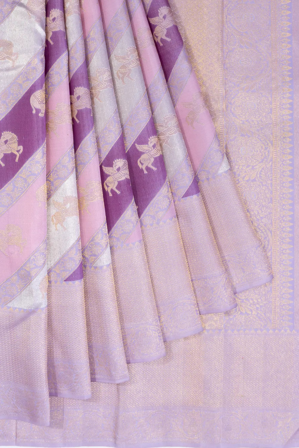 Kanchipuram Silk Jaal And Butta Pink Saree