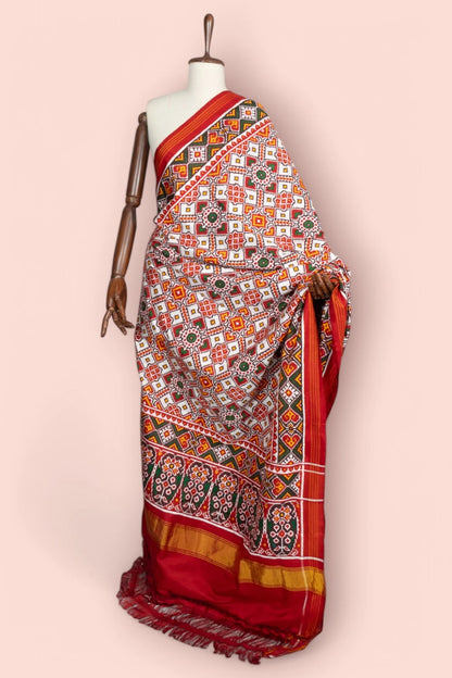 Patan Patola Silk Double Ikat Pan Bhat White Saree