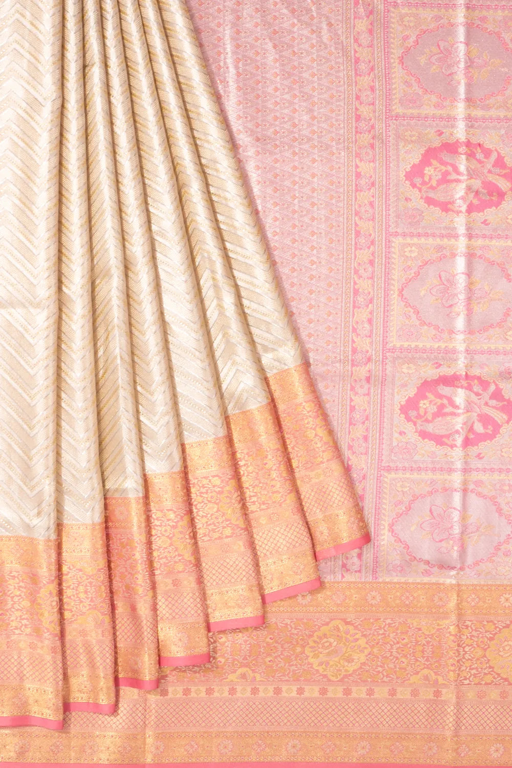 Kanchipuram Silk Zig Zag Lines Cream Saree