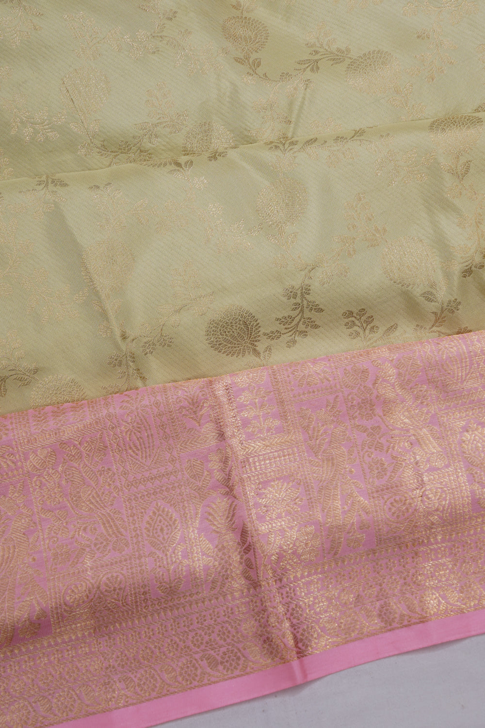 Taranga Kanchi Silk Jaal Pista Green Saree