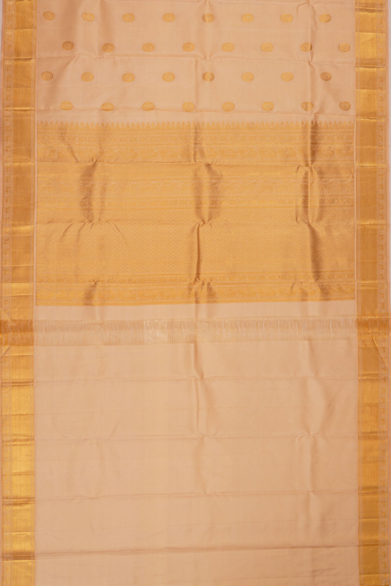 Kanchipuram Silk Oosi Lines And Butta Peach Saree