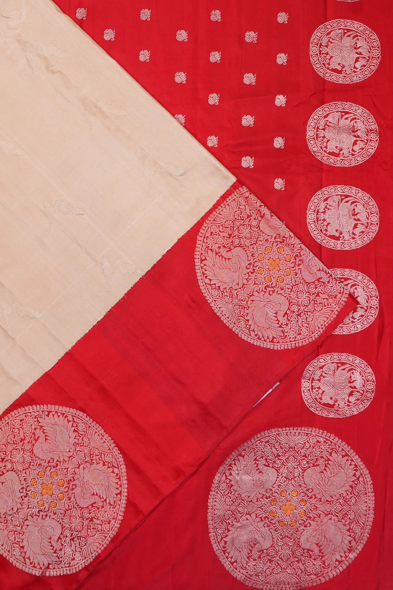 Gadwal Silk Butta Cream Saree