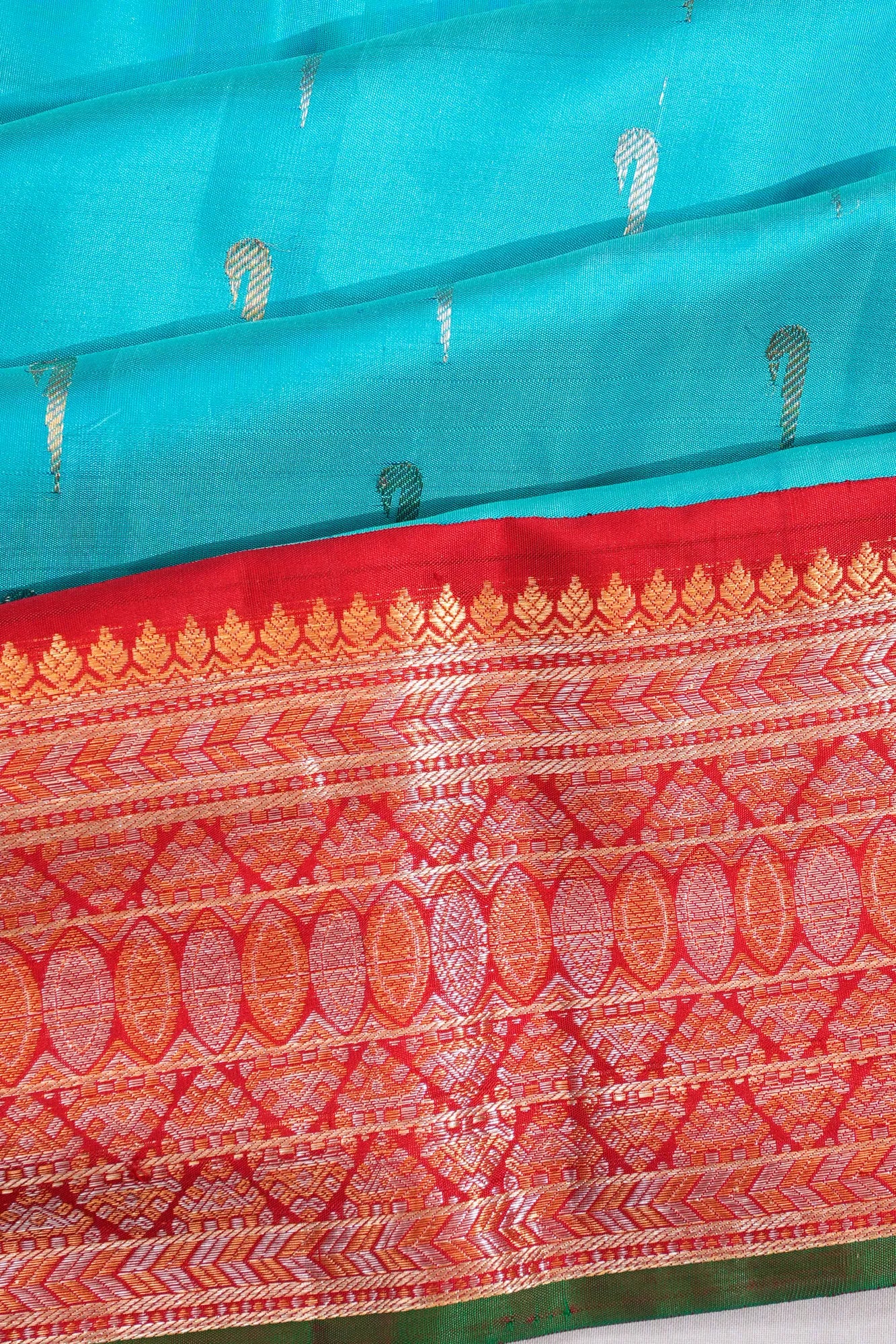 Gadwal Silk Butta Sky Blue Saree