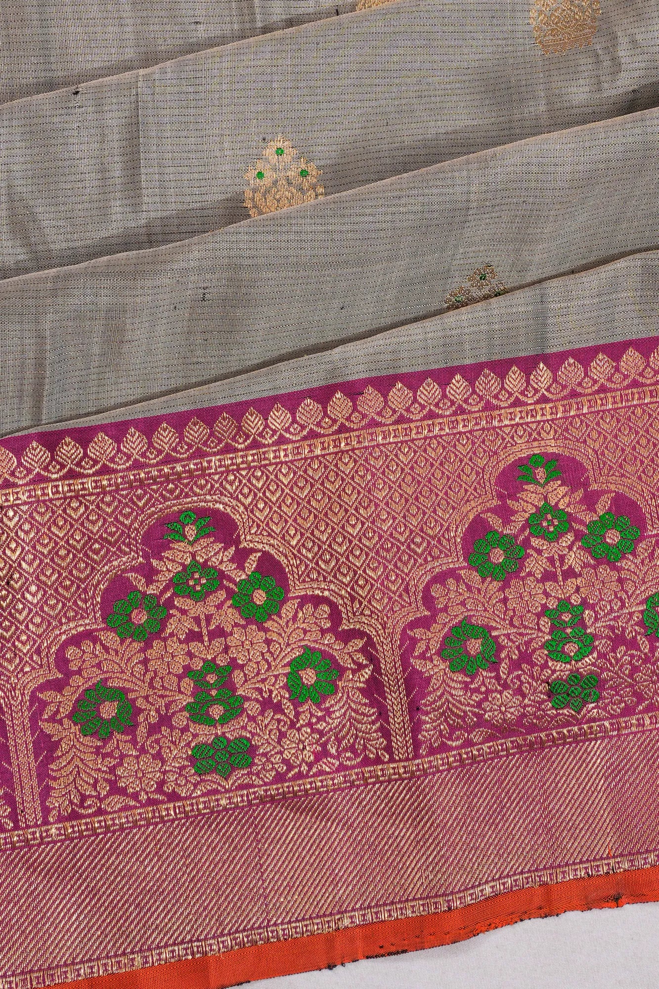 Gadwal Silk Butta Grey Saree