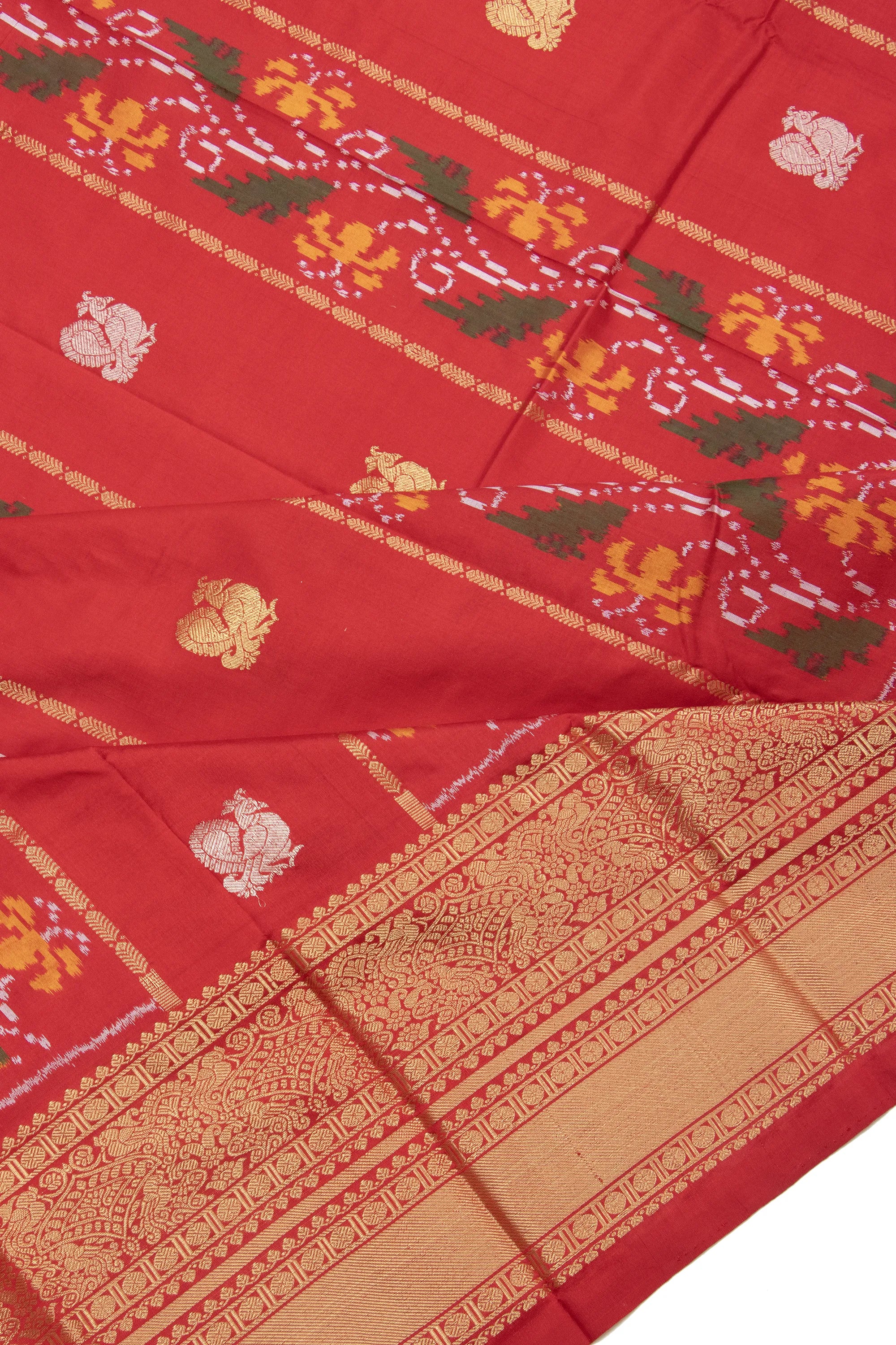 Kanchipuram Silk Ikat Vertical Lines And Butta Red Saree