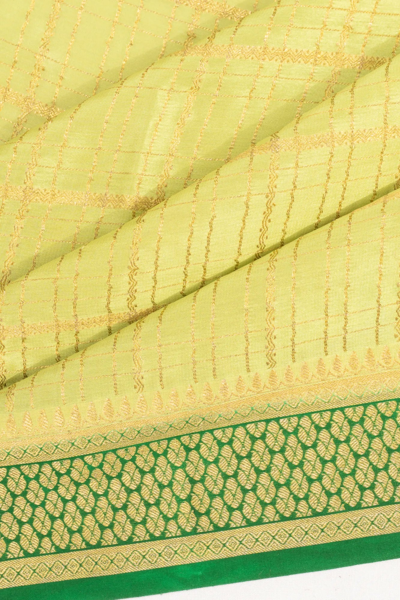Binny Silk Checks Pastel Green Saree