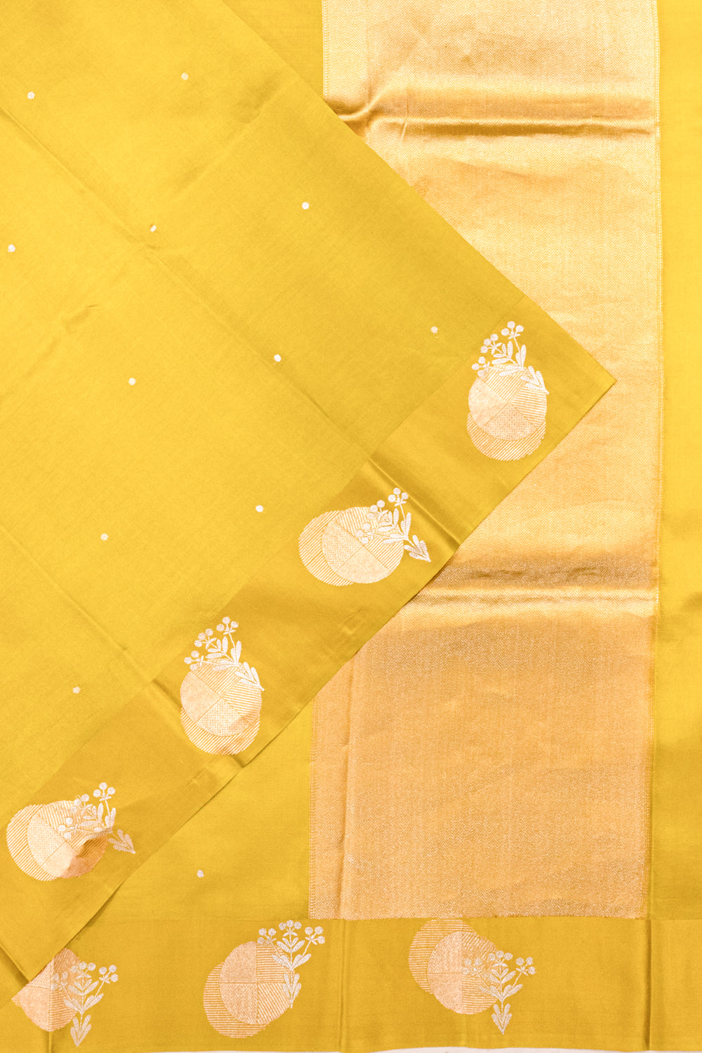 Banarasi Katan Silk Butta Mehendi Green Saree