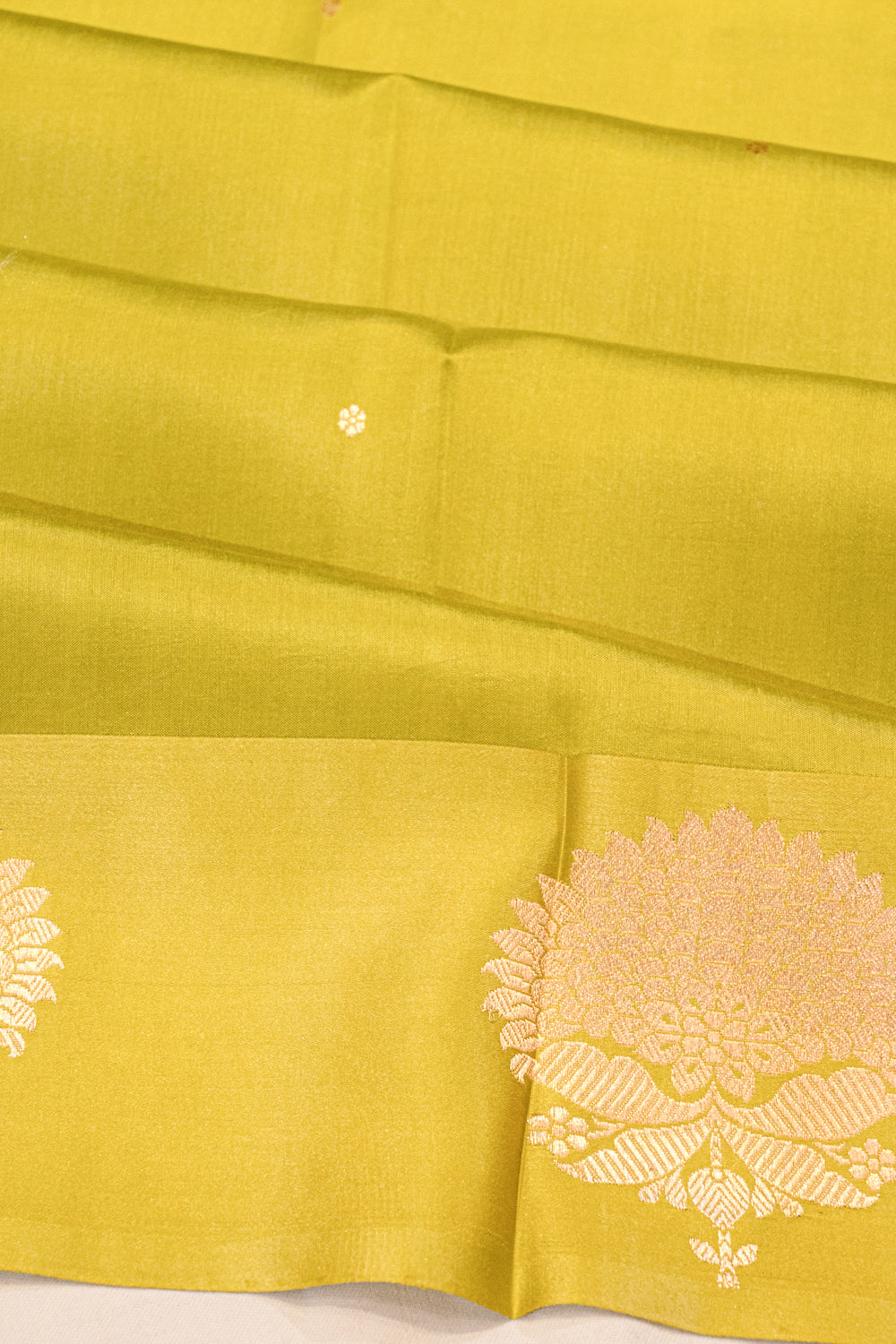 Banarasi Katan Silk Butta Mehendi Green Saree