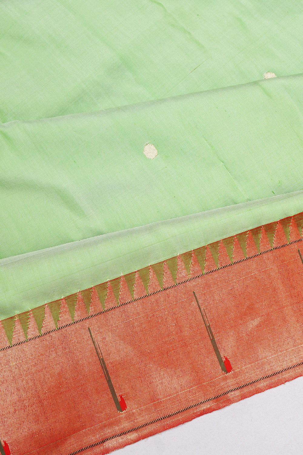 Paithani Silk Butta Pista Green Saree With Muniya Border