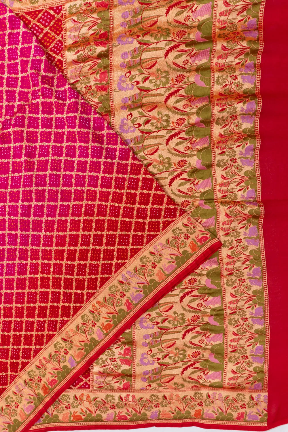 Banarasi Georgette Bandhani Red And Pink Saree