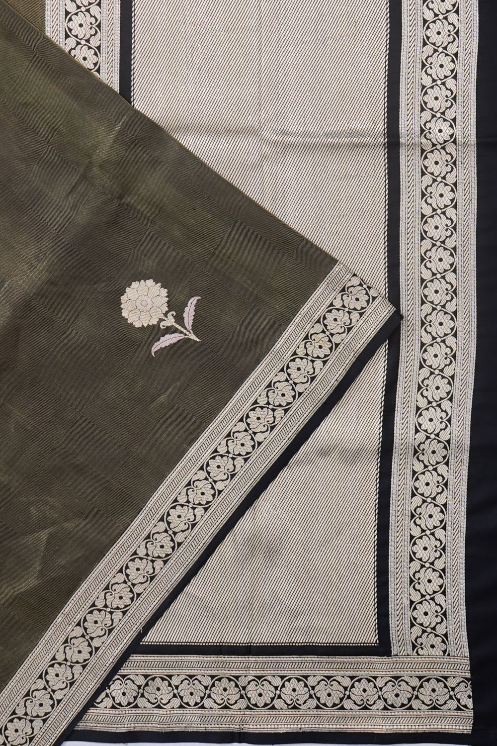 Banarasi Silk Lines Black Saree