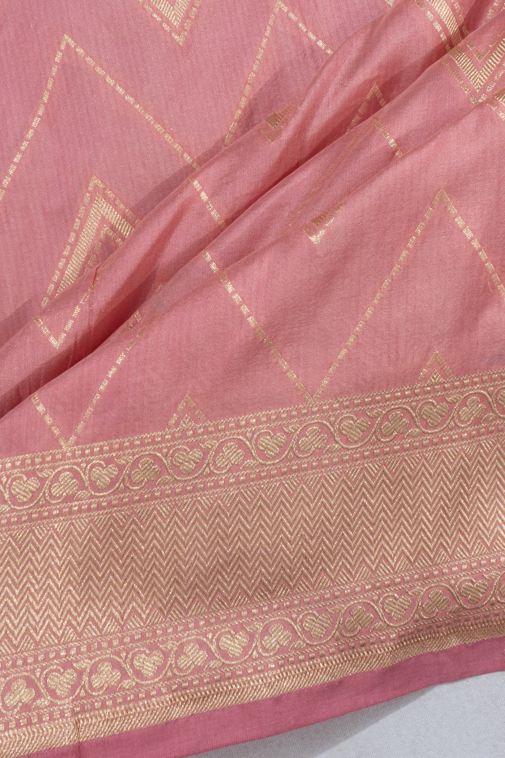 Banarasi Silk Zig Zag Lines Pink Saree
