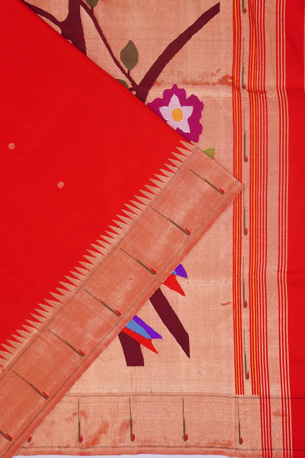 Paithani Silk Butta Red Saree With Single Muniya Border