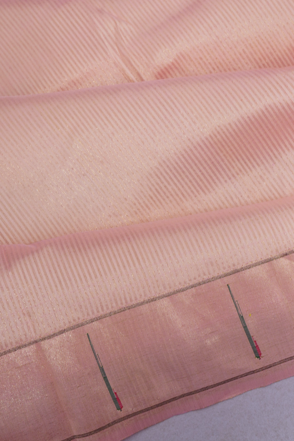 Paithani Silk Vertical Lines Peach Saree With Single Muniya Border