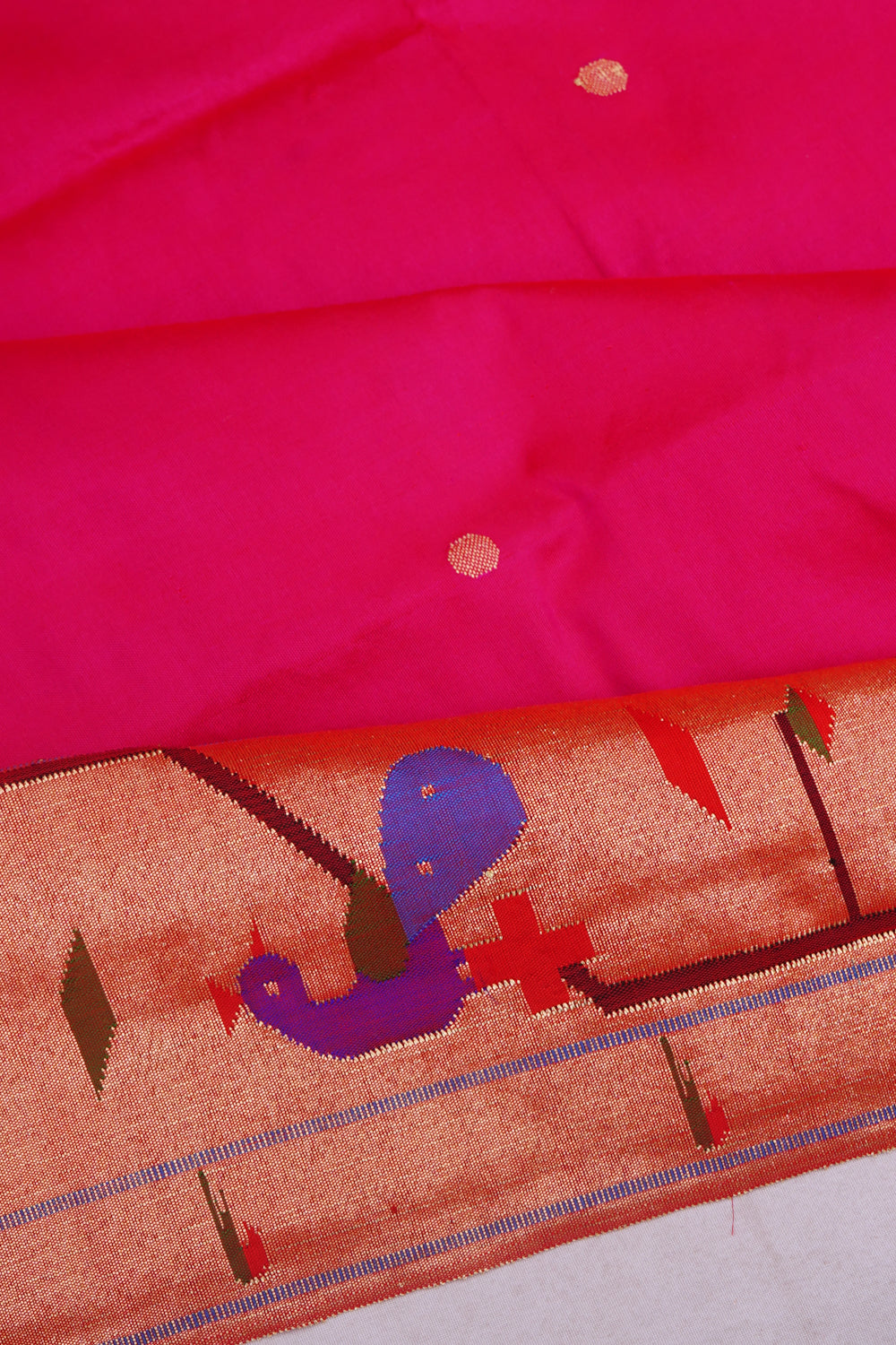 Paithani Silk Butta Rani Pink Saree With Akruthi Border