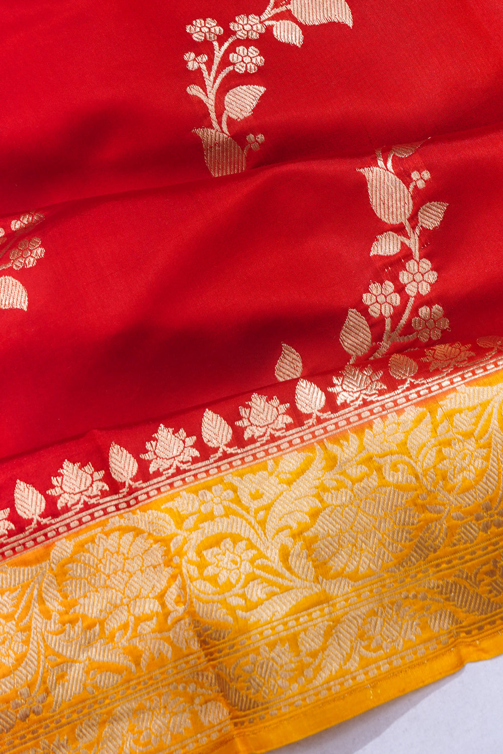 Banarasi Silk Jaal Red Saree