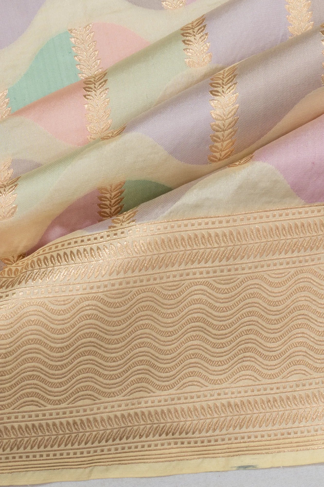 Banarasi Silk Vertical Lines Rangkat Inspired Cream Saree