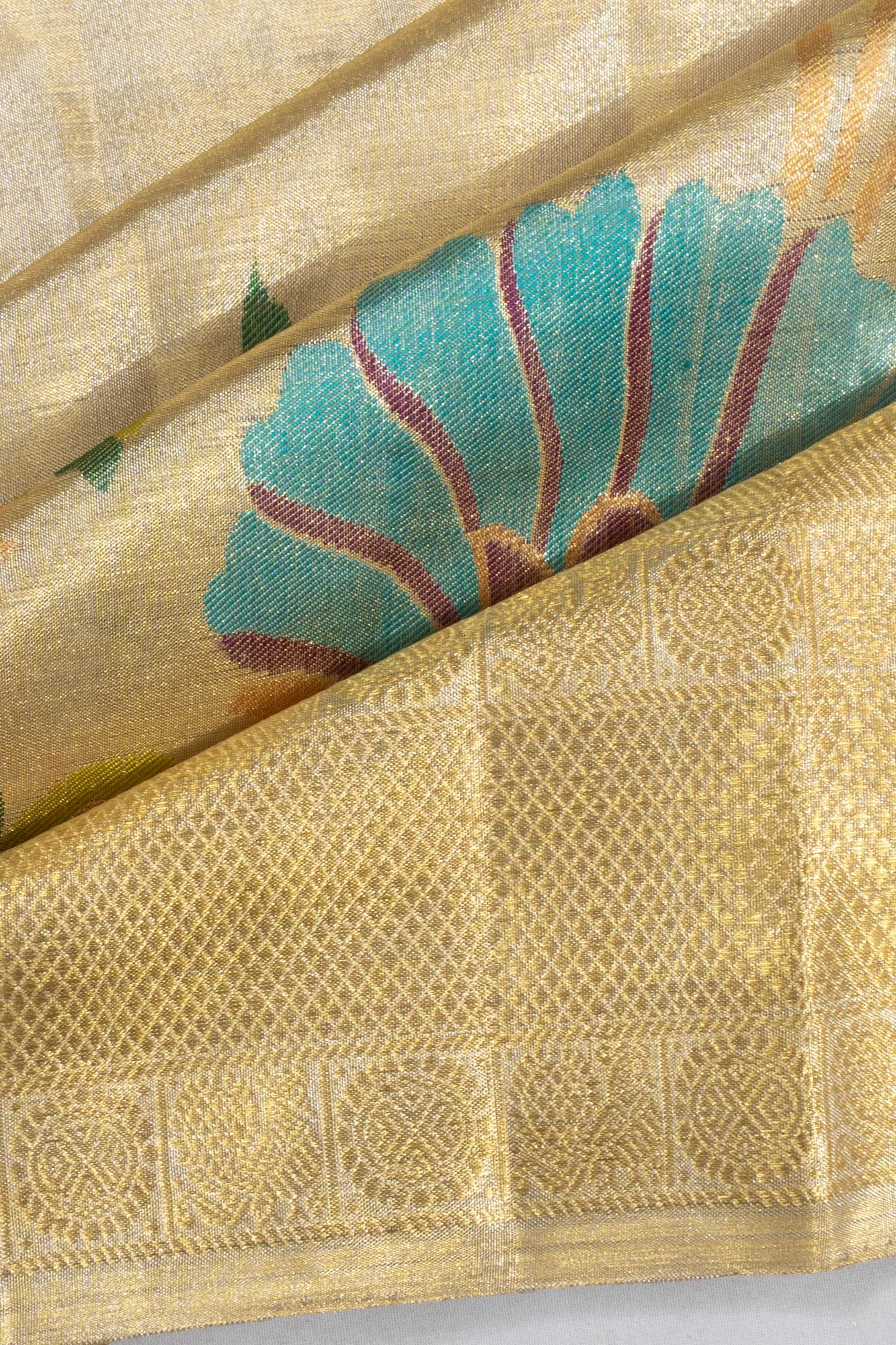 Kanchipuram Silk Tissue Plain Gold Saree