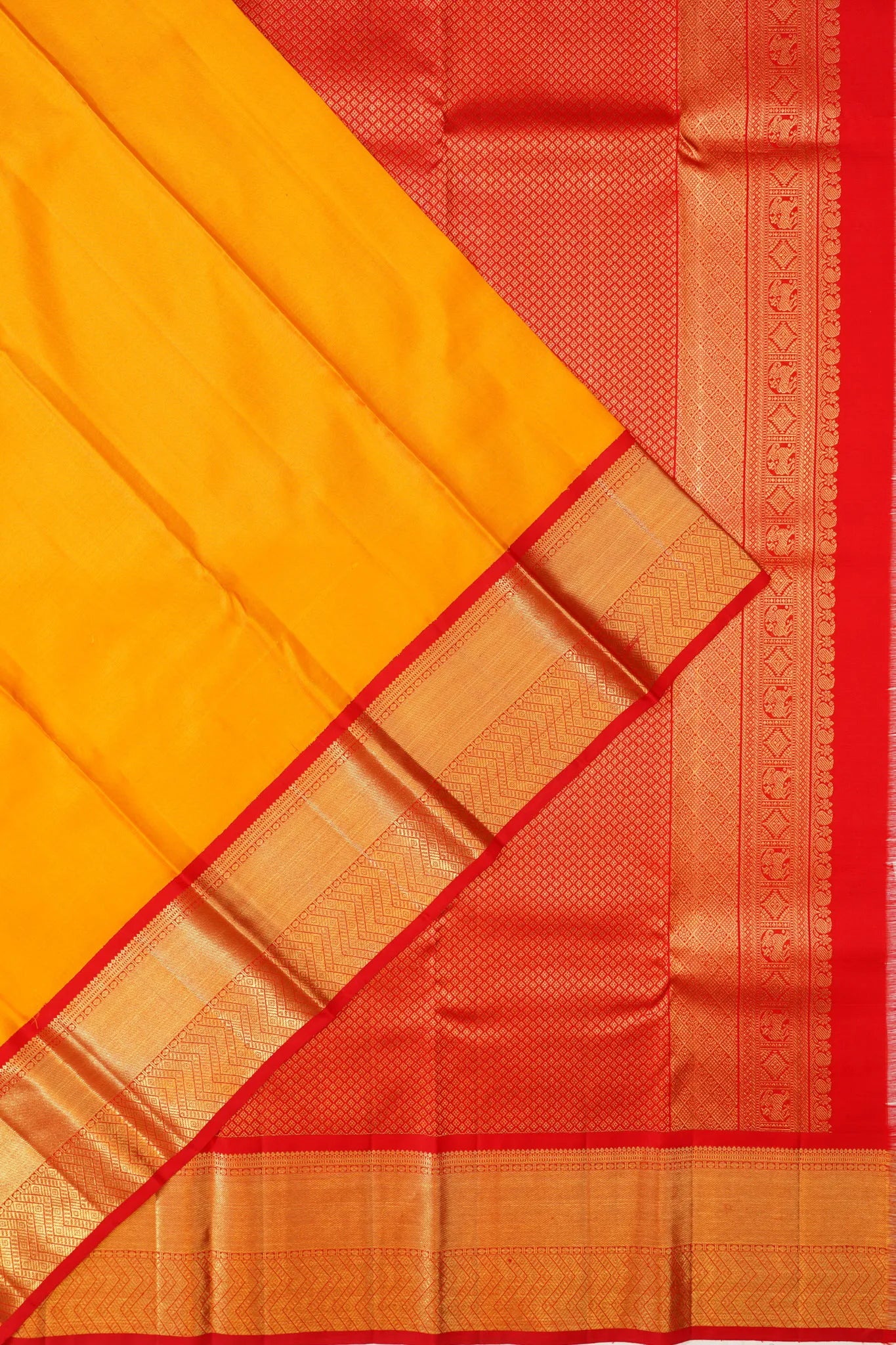 Classic Kanchipuram Silk Plain Yellow Saree