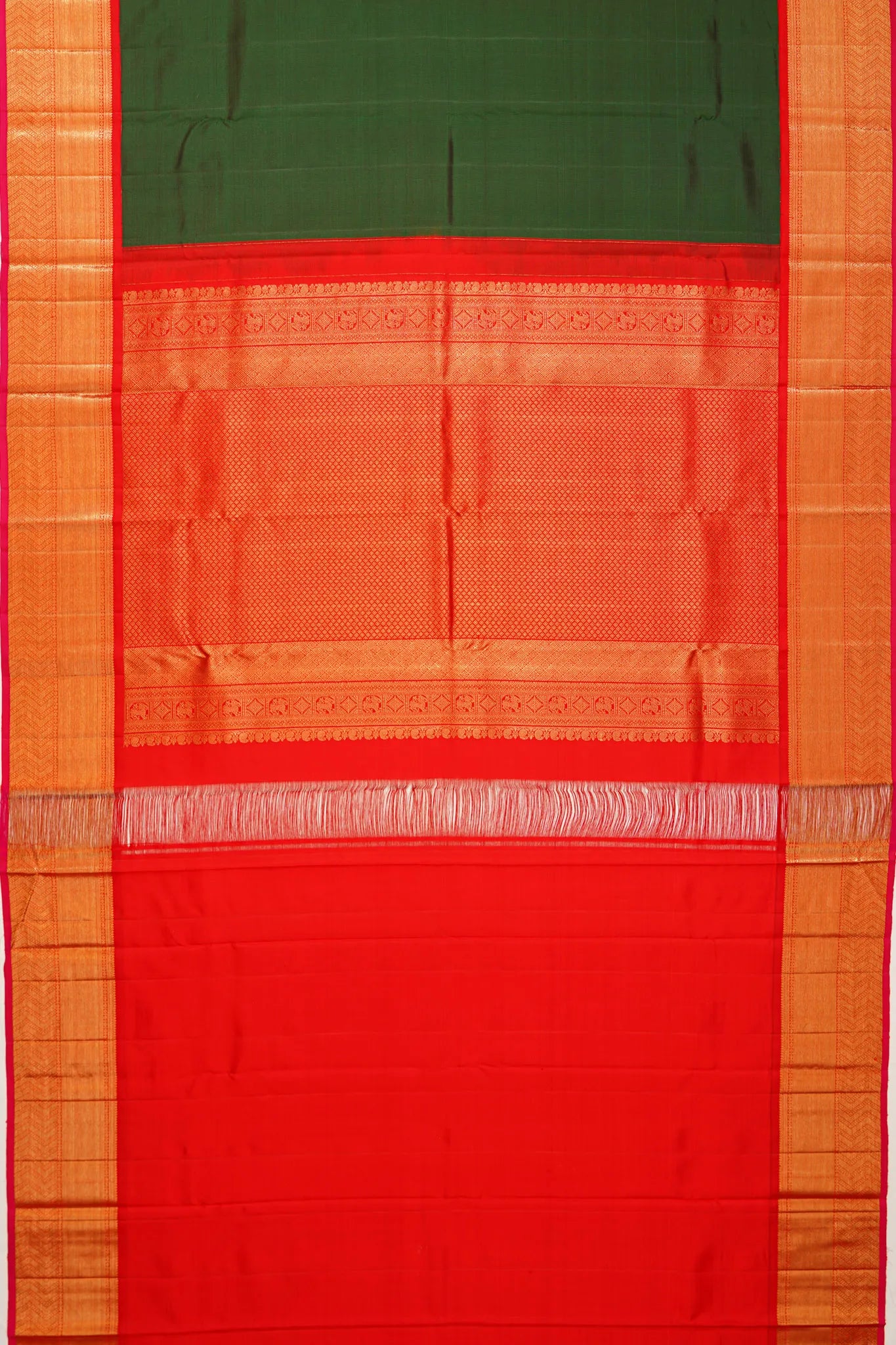 classic-kanchipuram-silk-plain-bottle-green-saree-1215747797