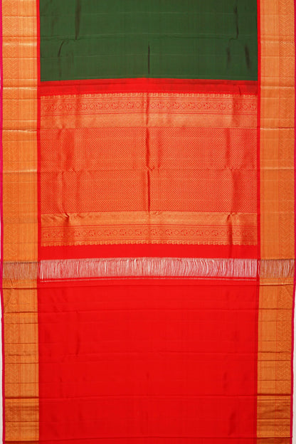 classic-kanchipuram-silk-plain-bottle-green-saree-1215747797