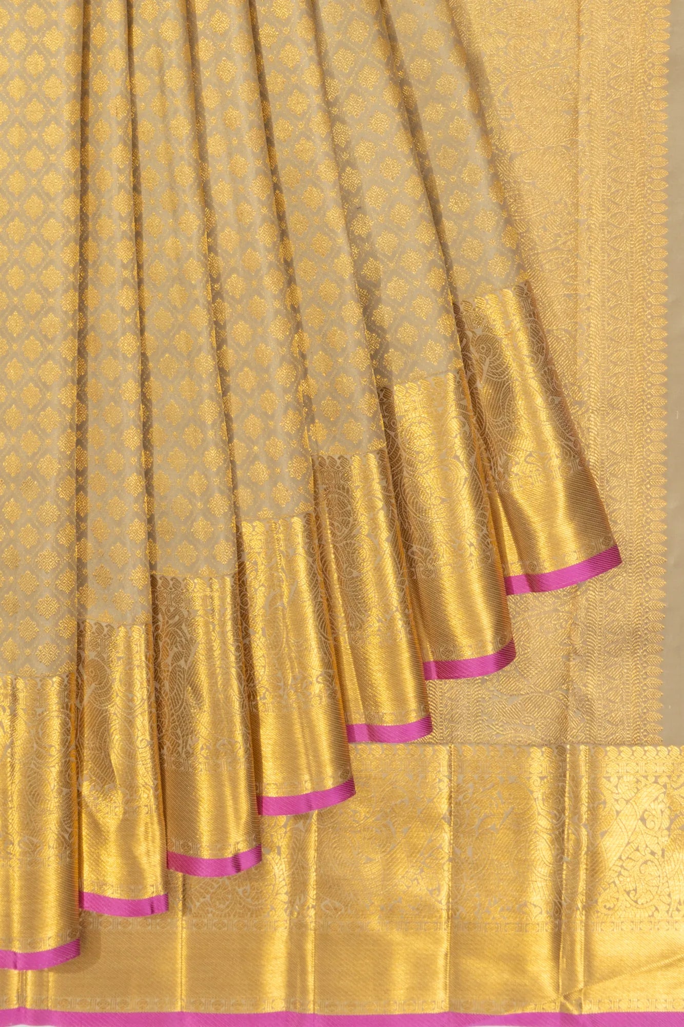 Kanchipuram Silk Criss Cross Checks And Butta Cream Saree