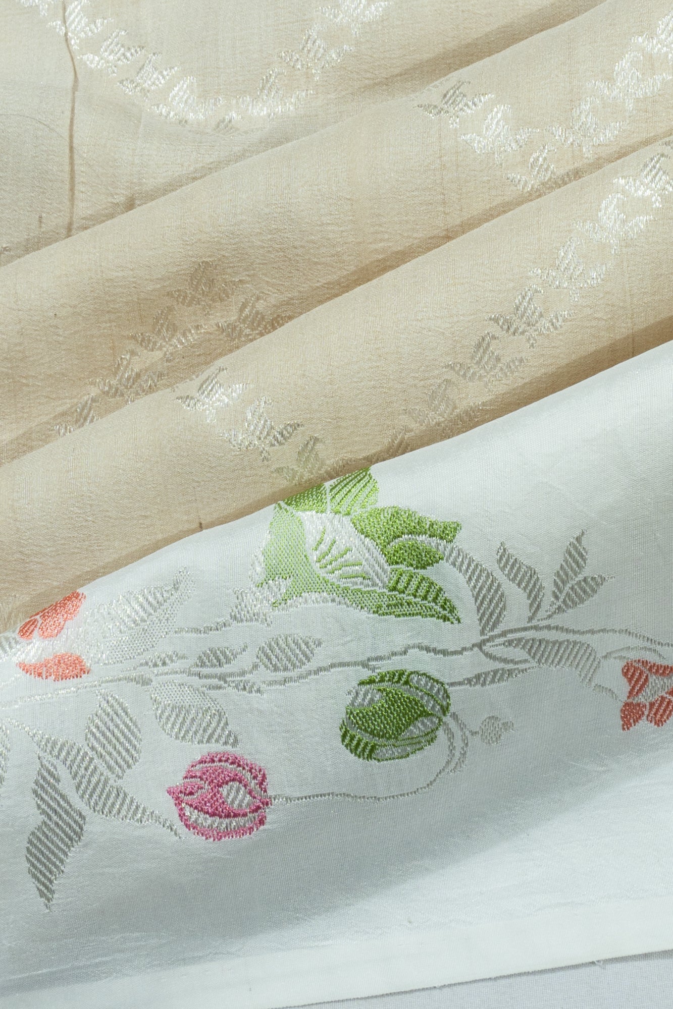 Banarasi X Tussar Georgette Zig Zag Lines Beige Saree