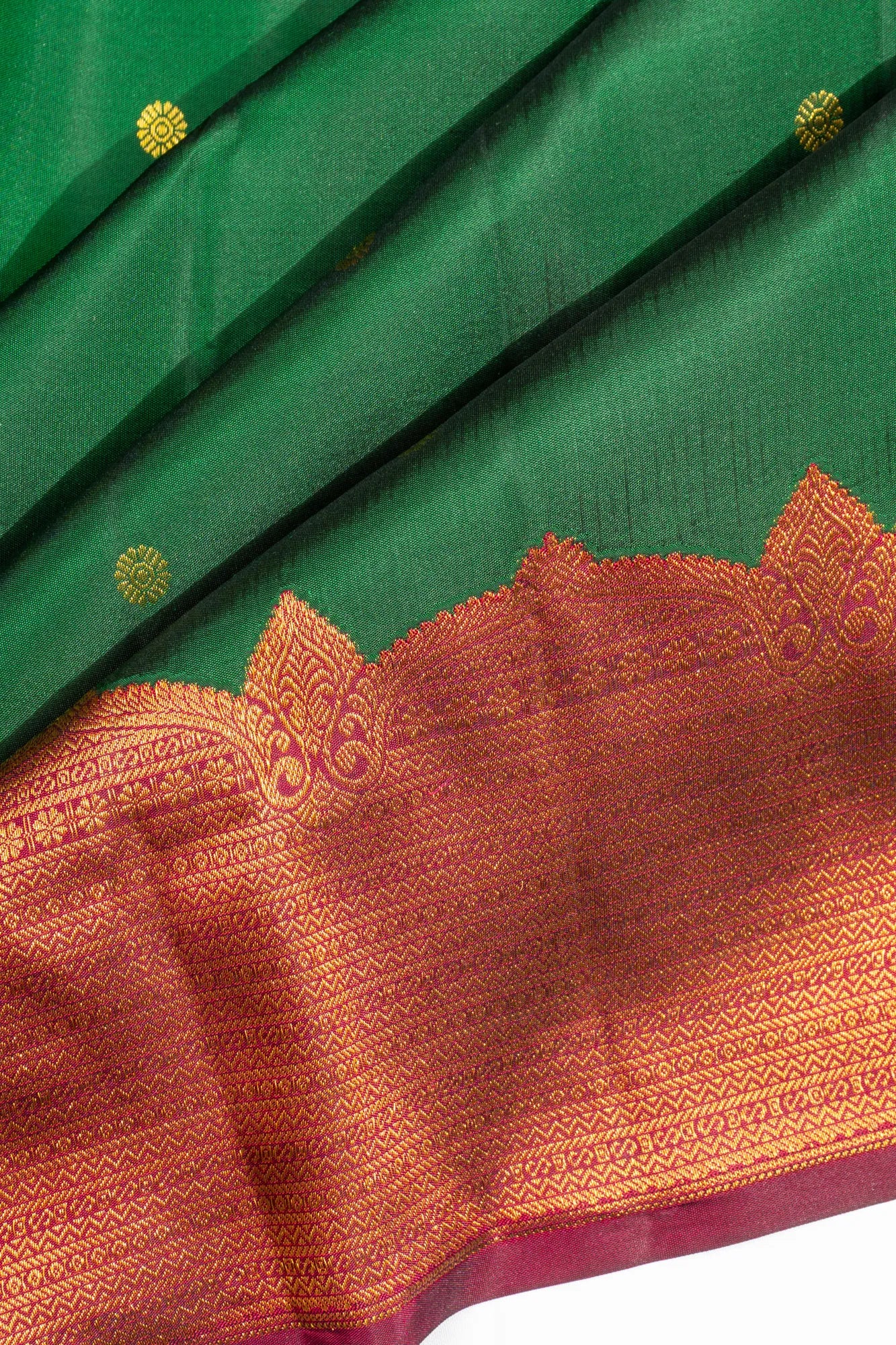 Classic Kanchipuram Silk Butta Dark Green Saree