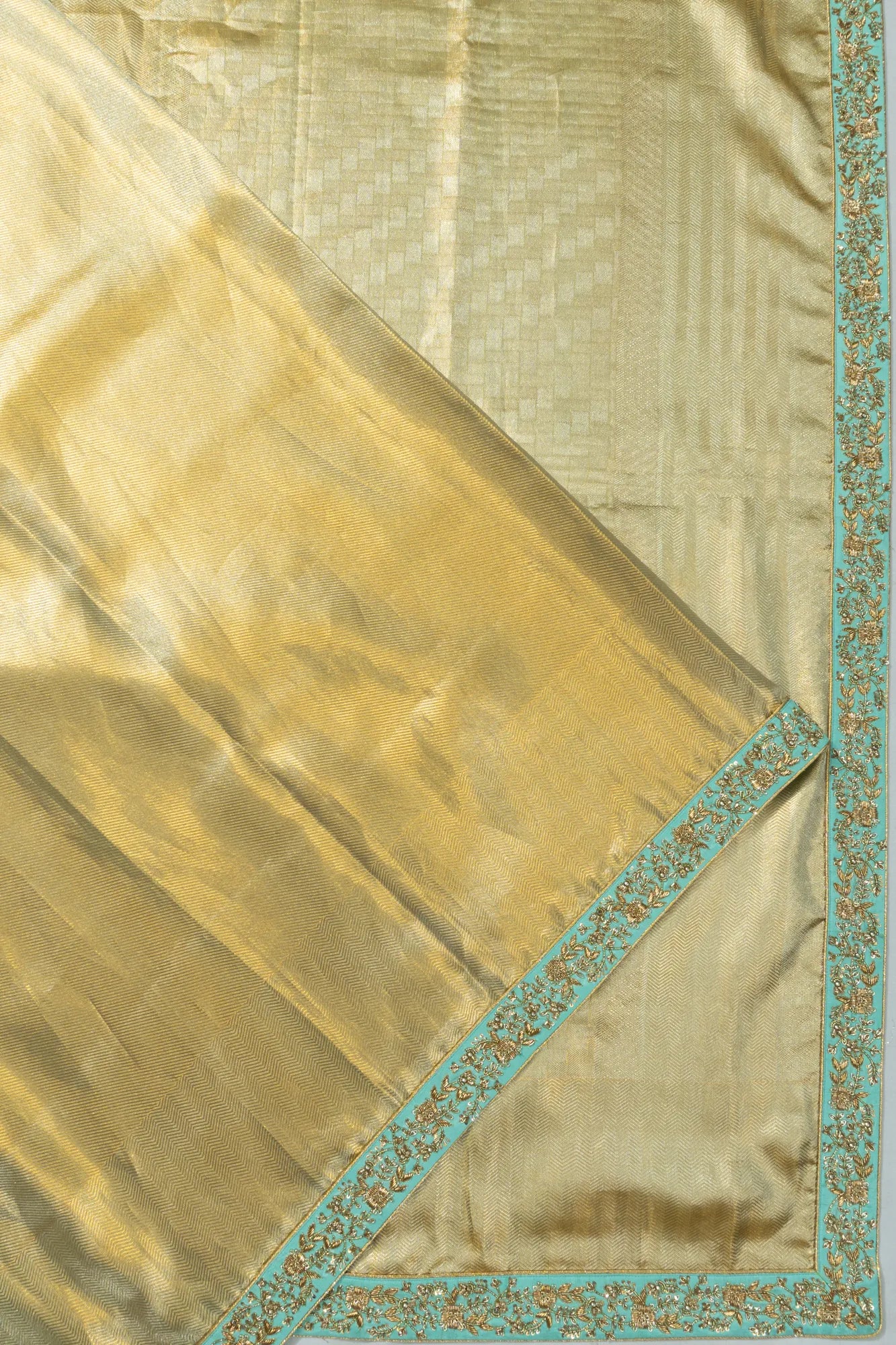 Kanchipuram Silk Tissue Diagonal Lines Gold Saree With Zardosi Work Border
