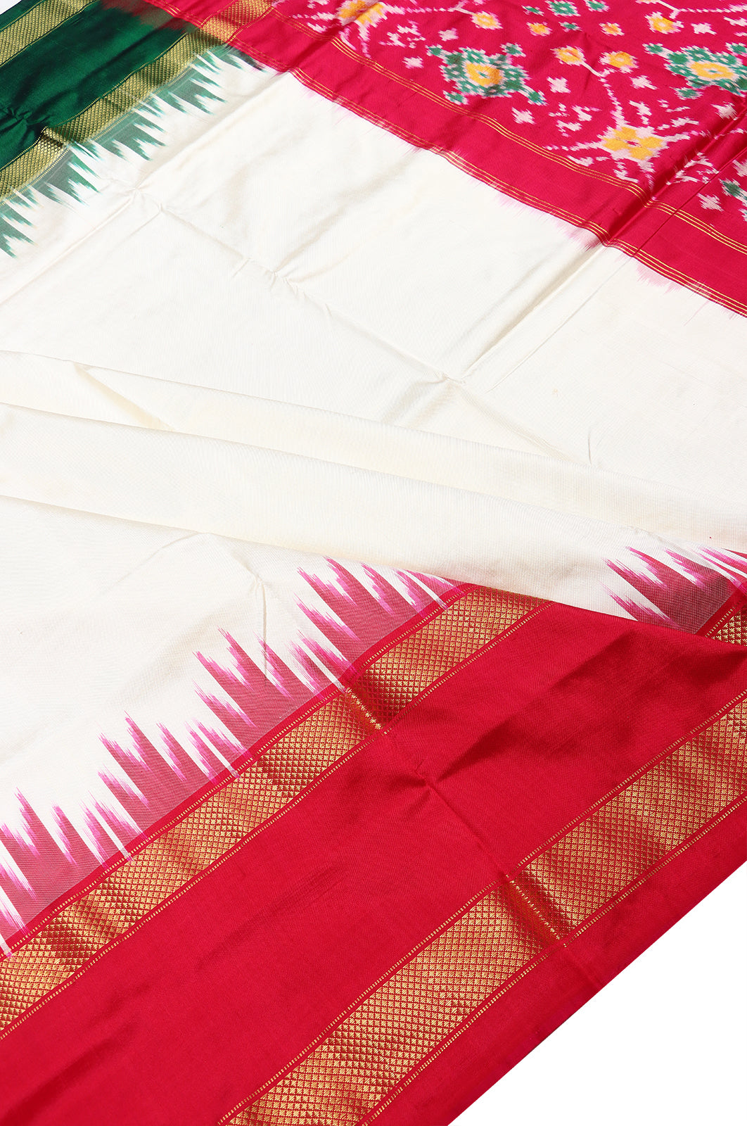 Pochampally Silk Ikat White Saree With Ganga Jamuna Border