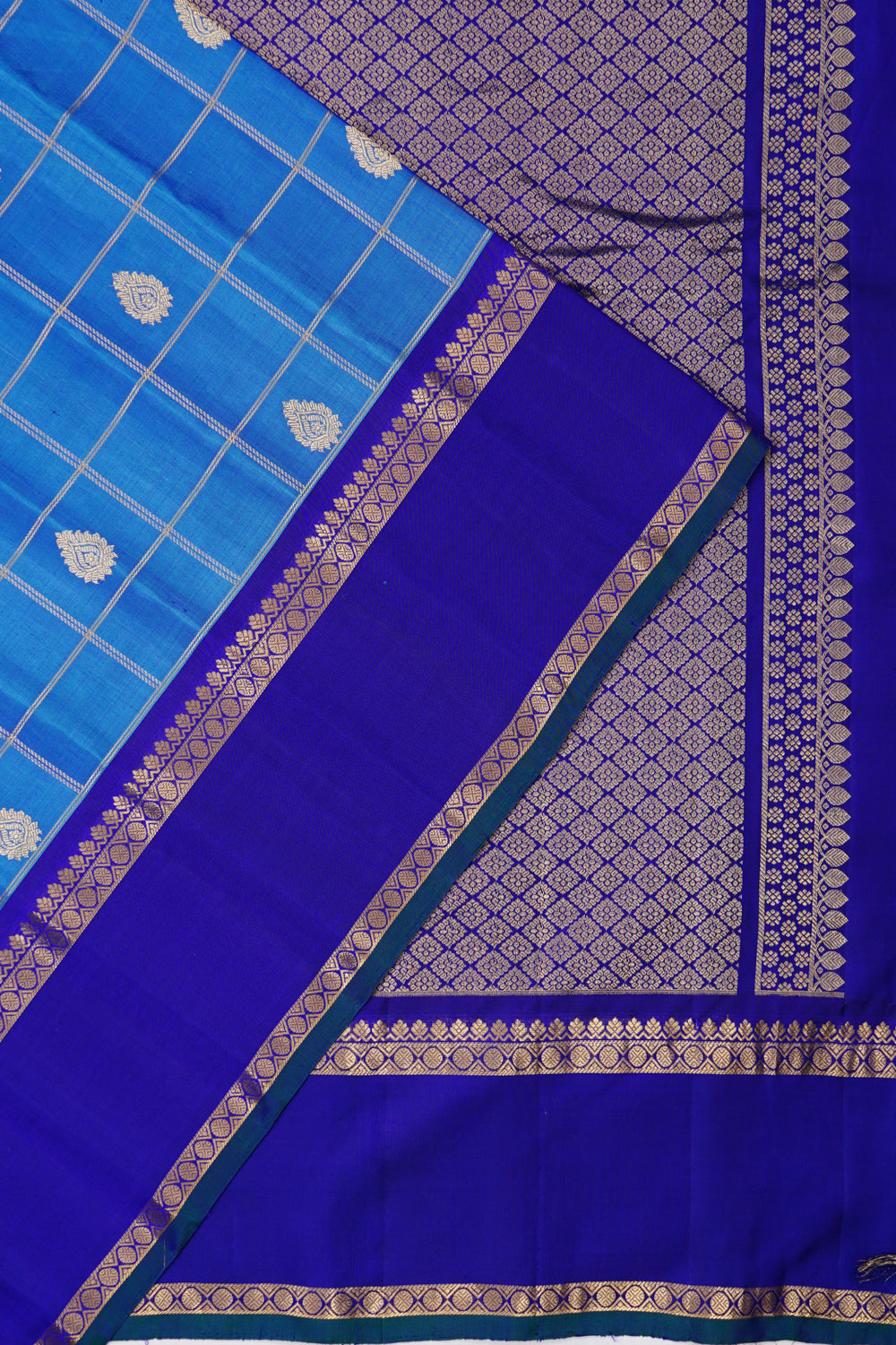 Gadwal Silk Checks And Butta Sky Blue Saree