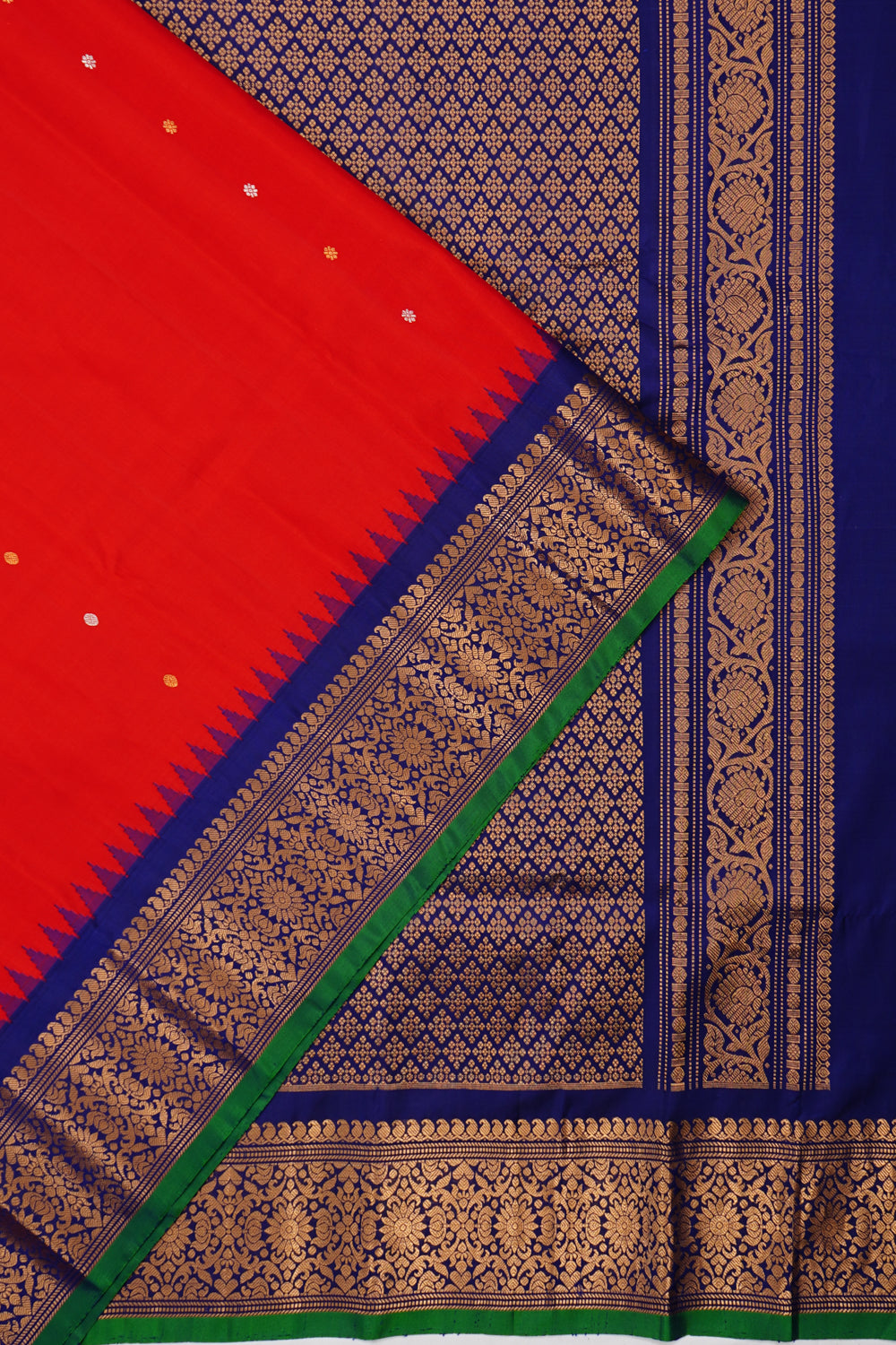 Gadwal Silk Butta Red Saree