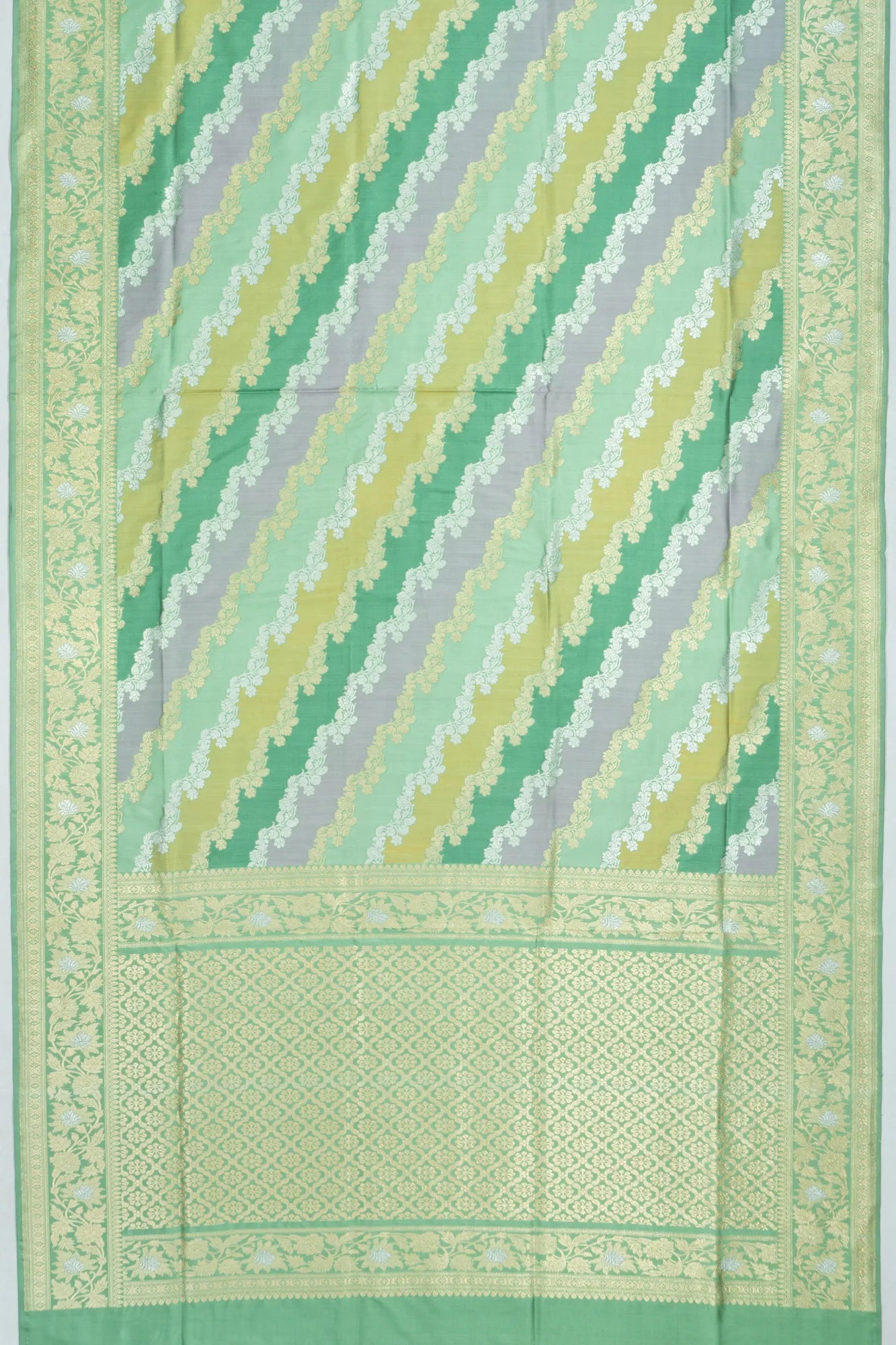 Banarasi Silk Leheriya Jaal Rangkat Sage Green Saree