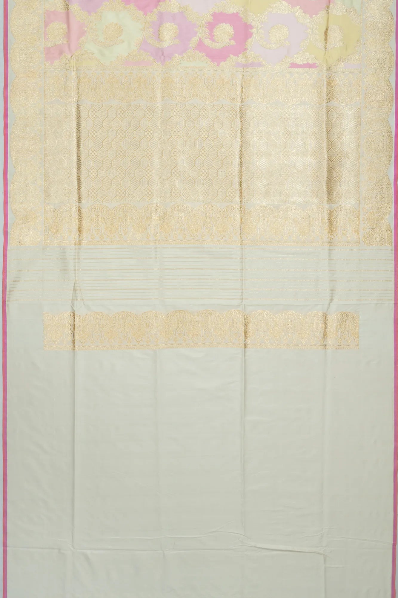 Banarasi Silk Jaal Rangkat Cream Saree