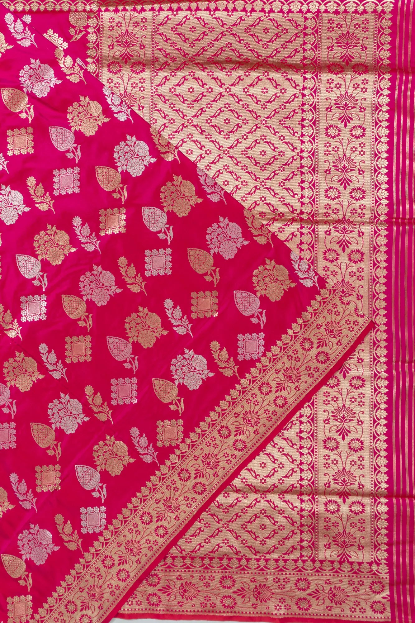 Banarasi Silk Kadwa Butta Pink Saree