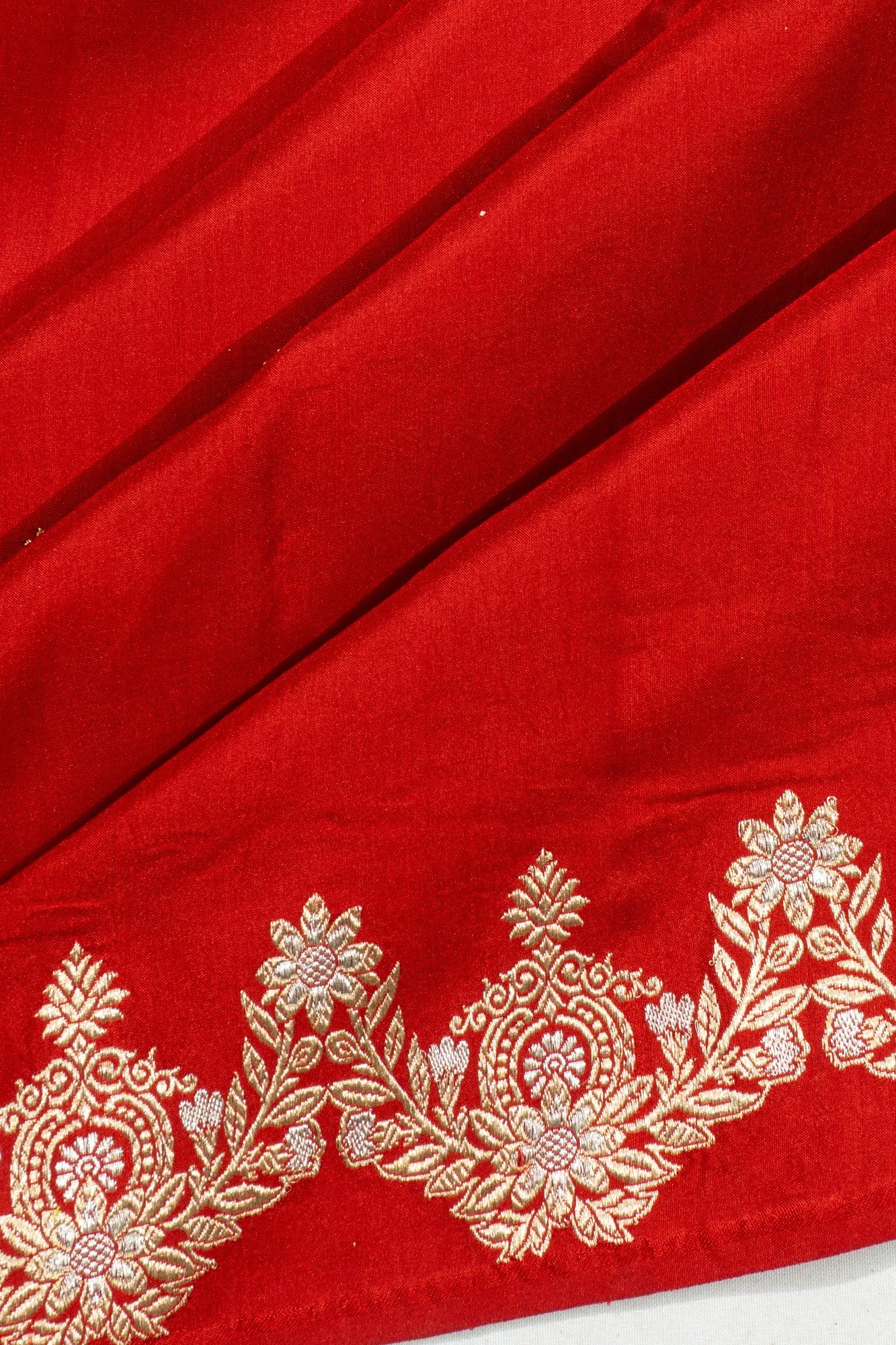 Banarasi Silk Butta Red Saree