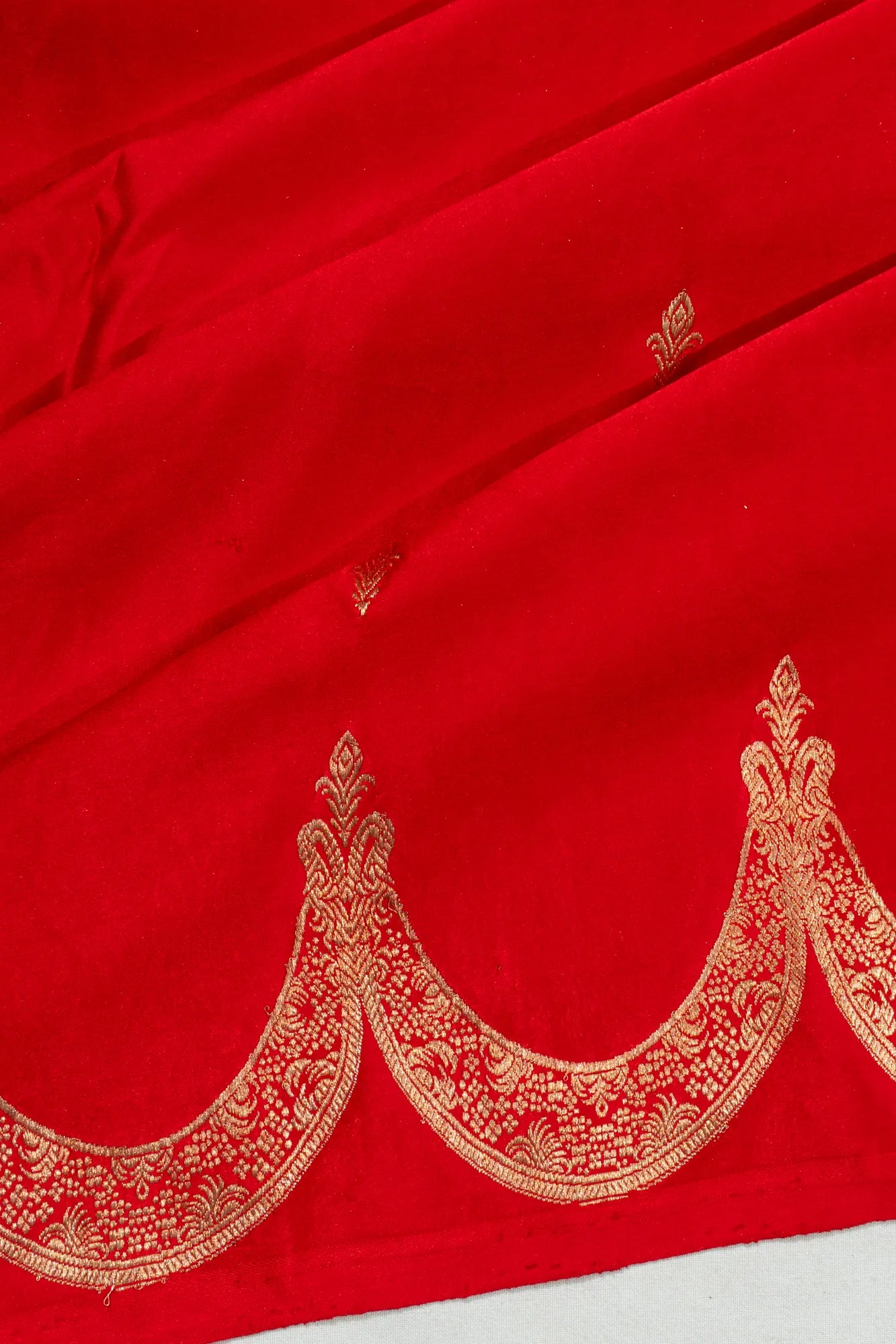 Banarasi Satin Butta Red Saree
