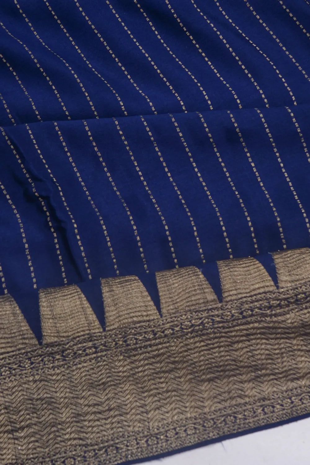 Binny Georgette Vertical Lines Dark Blue Saree