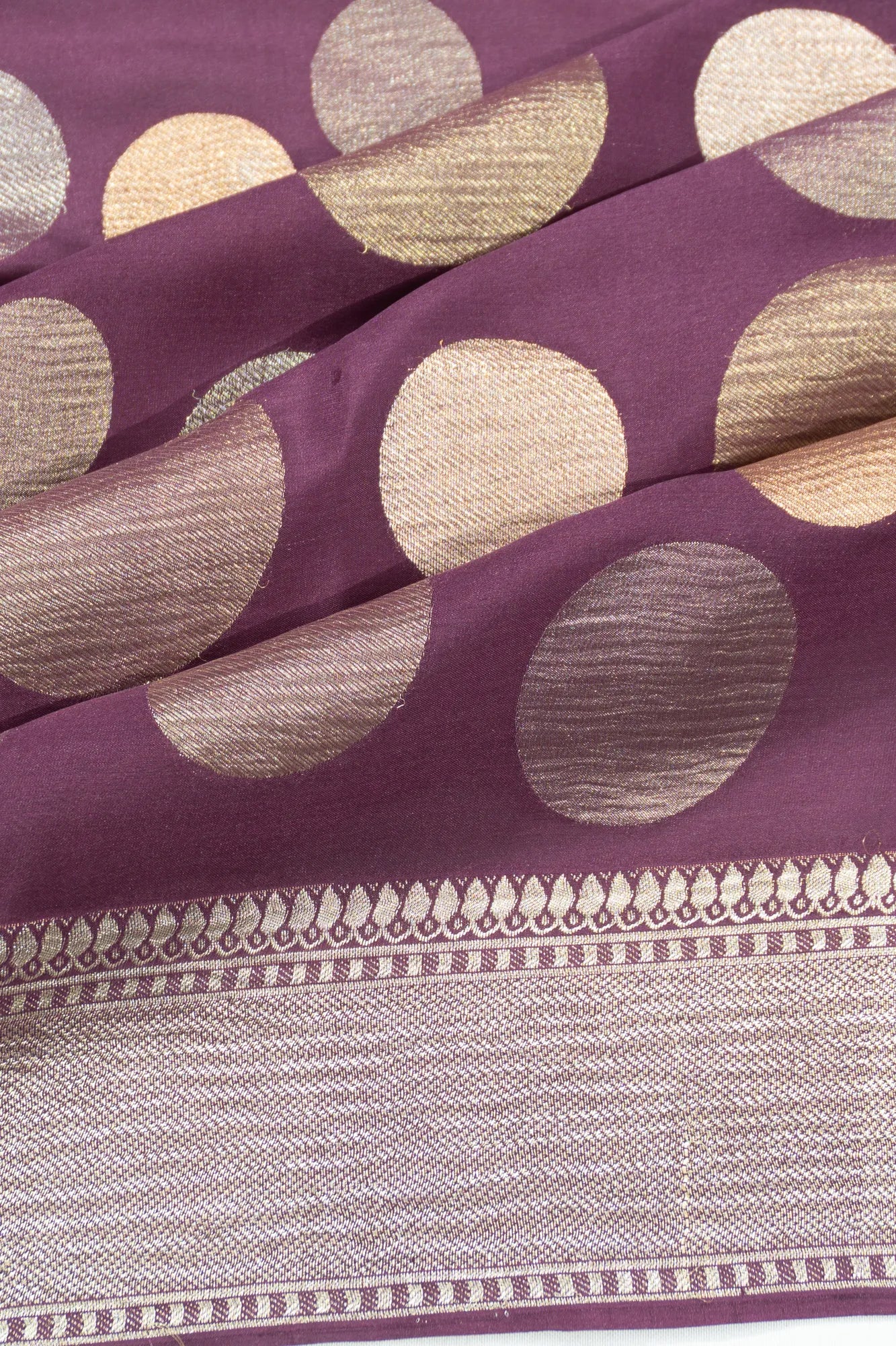 Binny Georgette Polka Dot Butta Lilac Saree