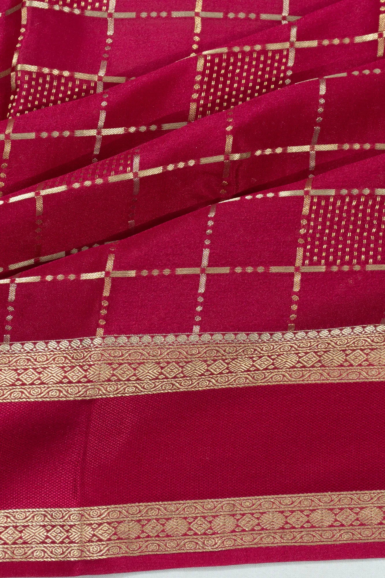 Binny Georgette Checks Pink Saree