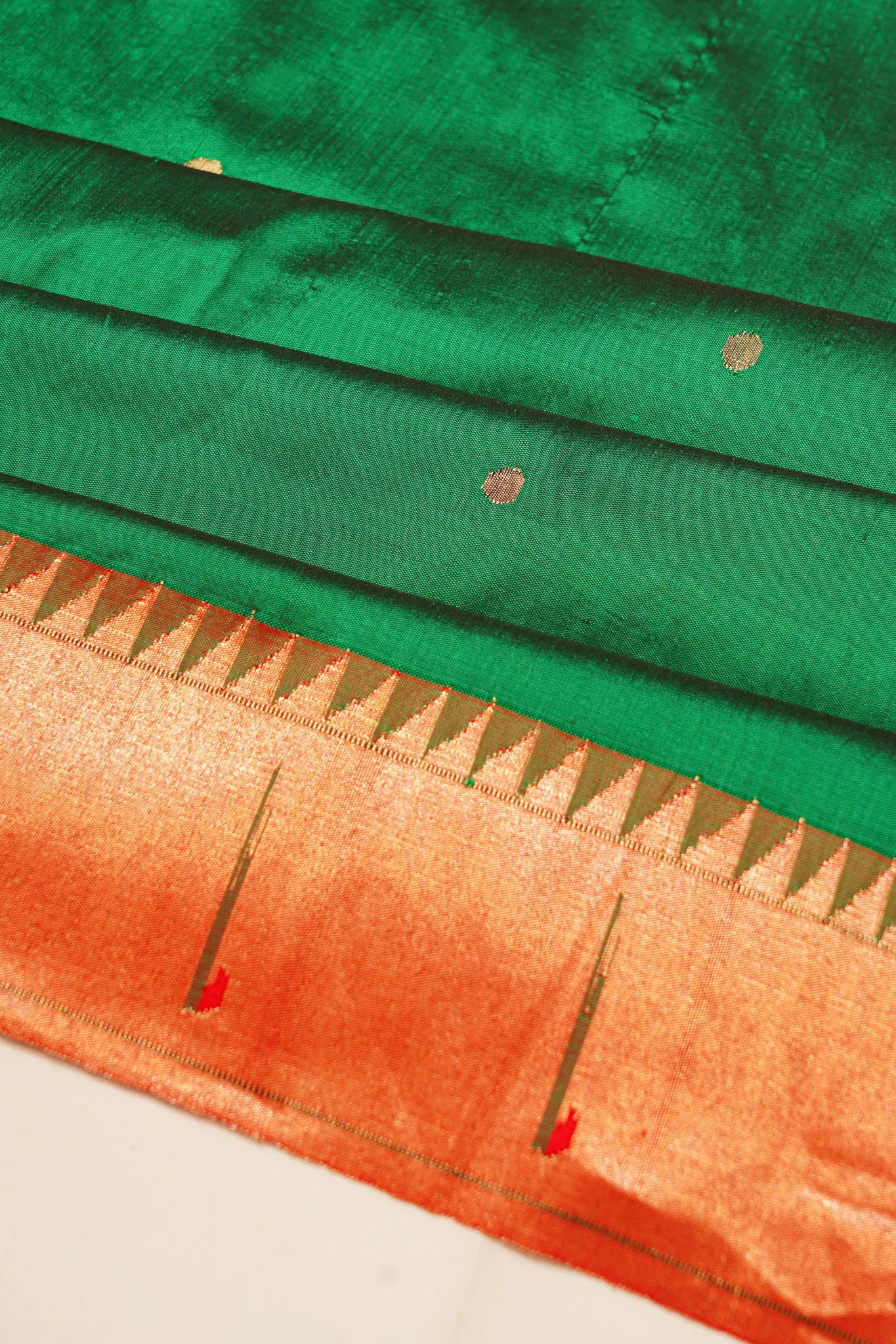 paithani-silk-butta-dark-green-saree-with-single-muniya-border-1215772048