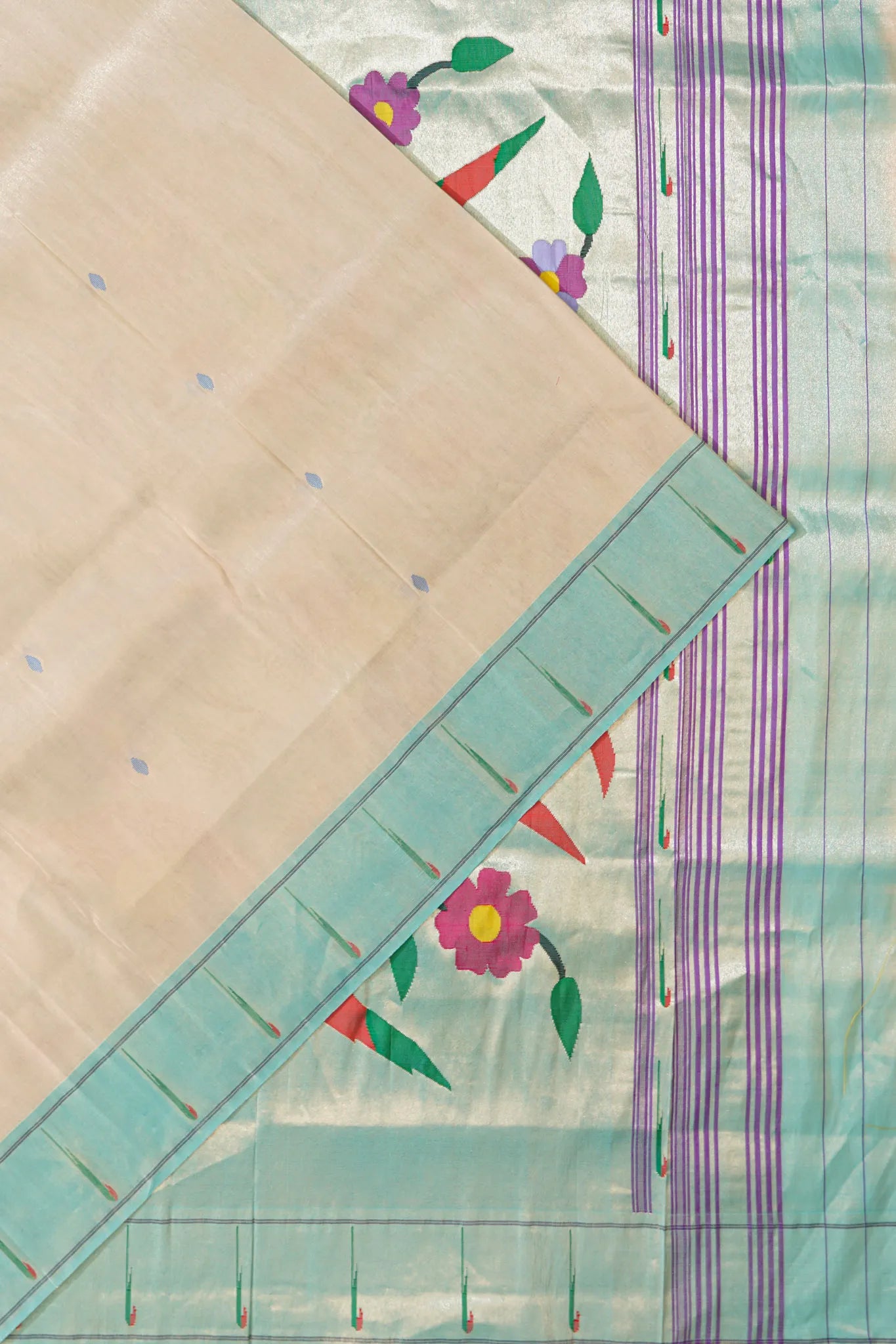 Paithani Silk Tissue Butta White Saree With Single Muniya Border
