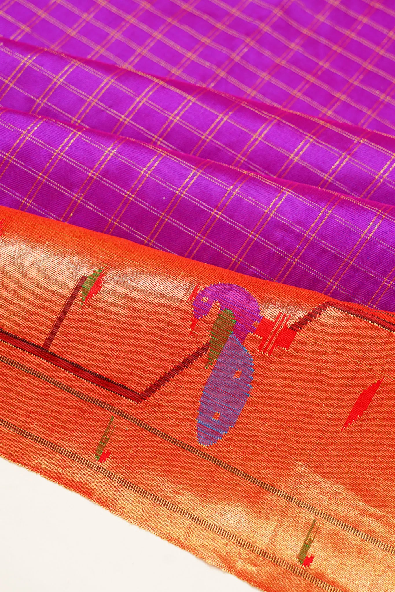 Paithani Silk Checks Purple Saree With Akruthi Border