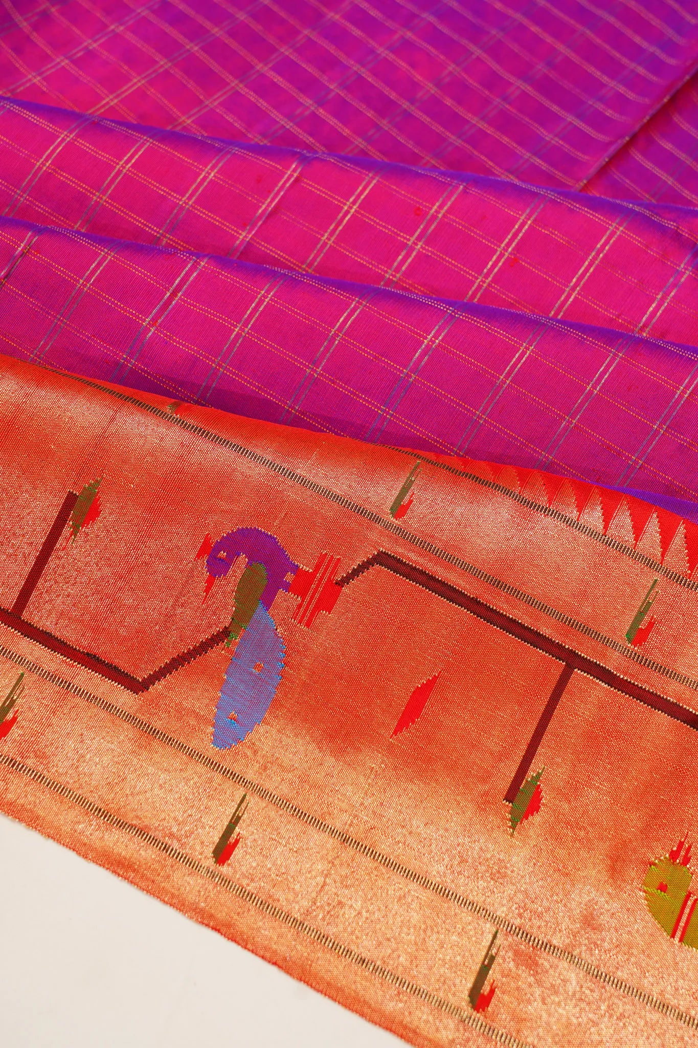 Paithani Silk Checks Purple Saree With Akruthi Border