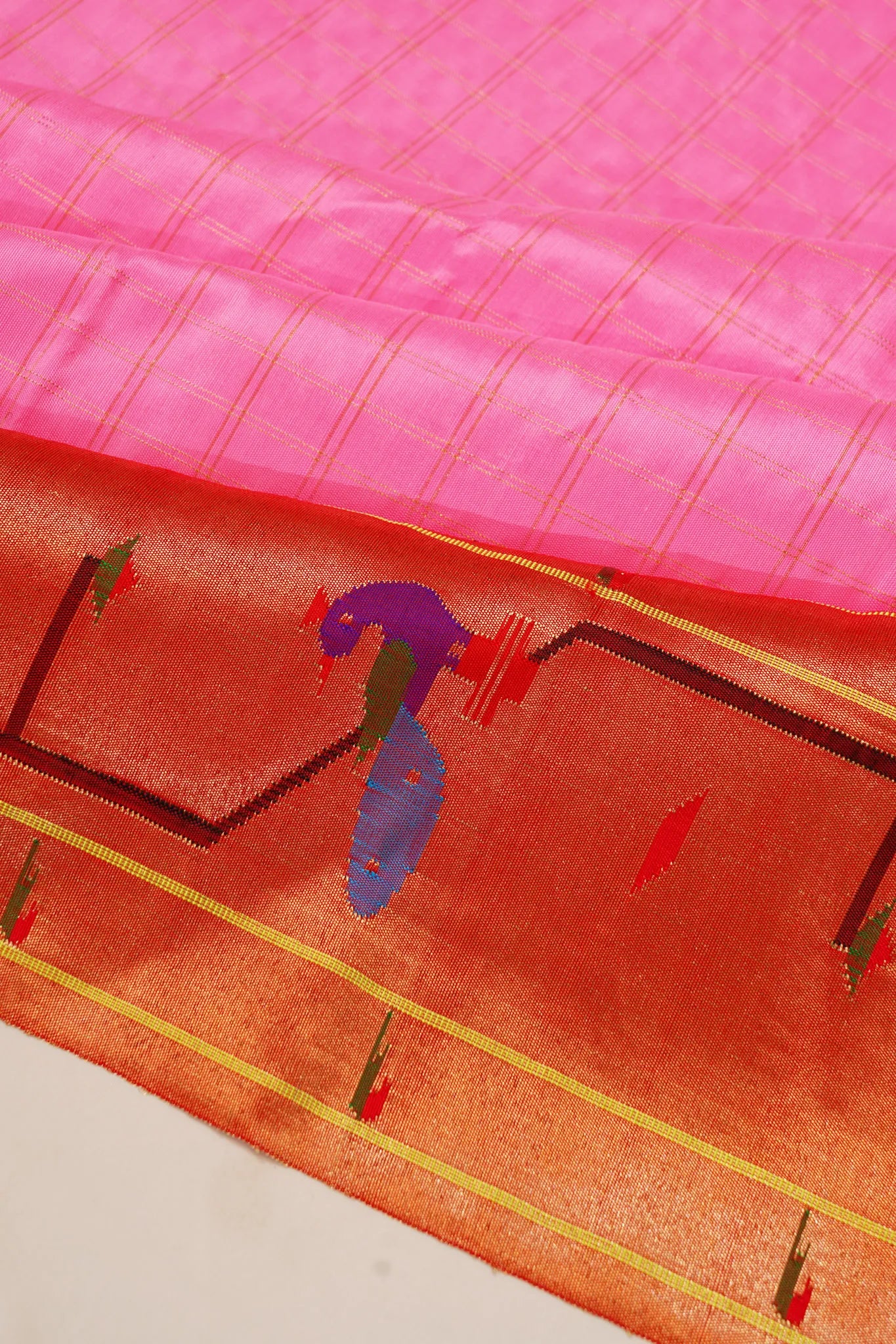 Paithani Silk Checks Baby Pink Saree With Akruthi Border