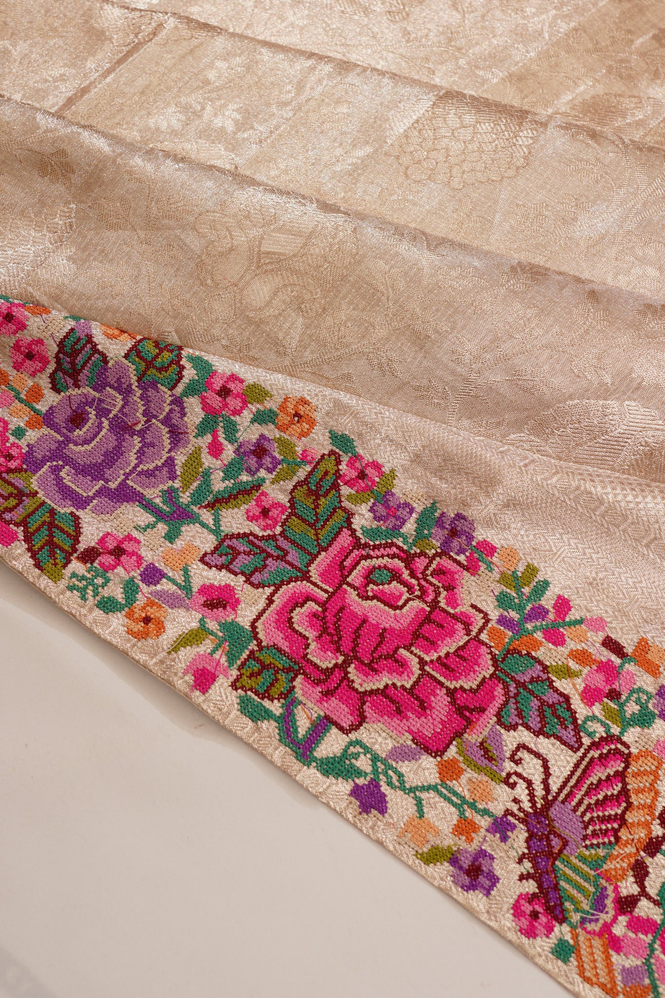 Kanchipuram Silk Tissue Jaal Gold Saree With Embroidery Border