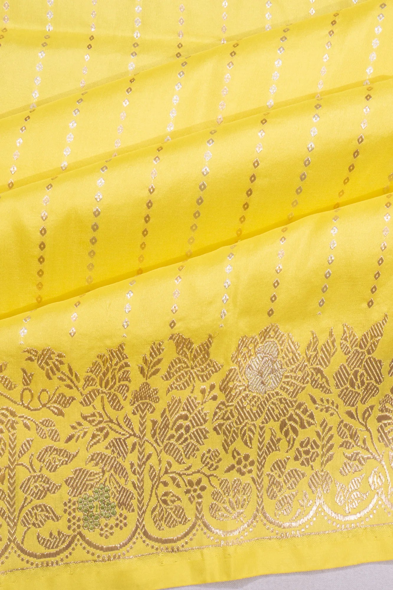 Banarasi Silk Vertical Lines Yellow Saree
