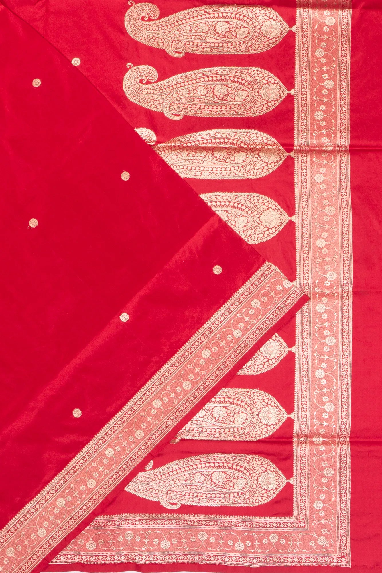 Banarasi Silk Kadwa Butta Red Saree
